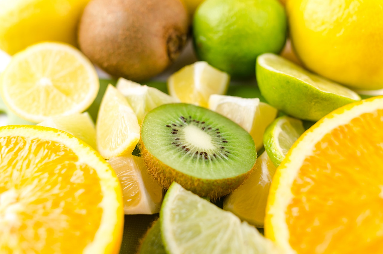 Vitamin C promotes brain and neurons health.