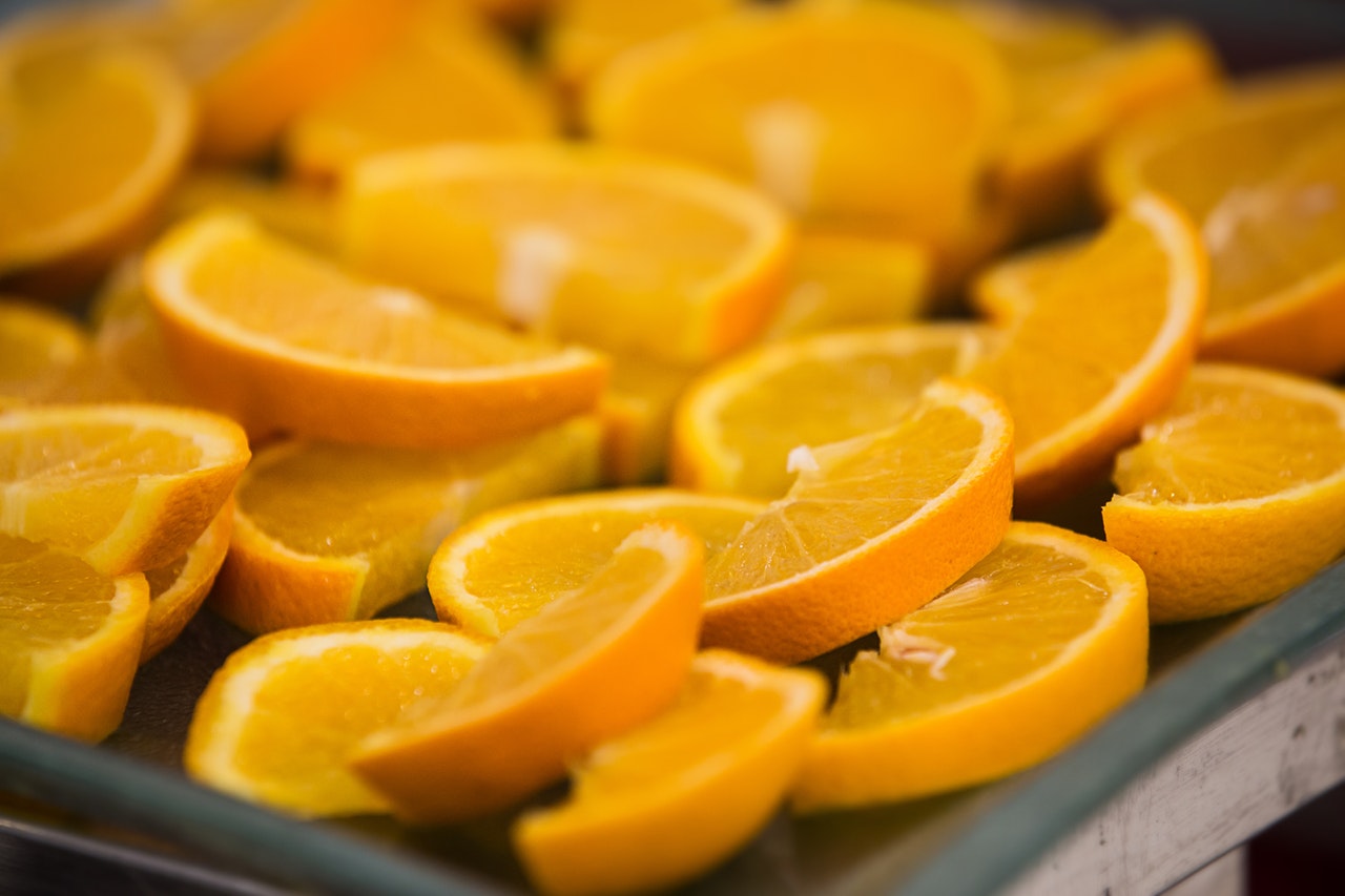 High-dose vitamin C (1250 mg per day) improve anti-oxidant, anti-atherosclerotic, and anti-aging effects.